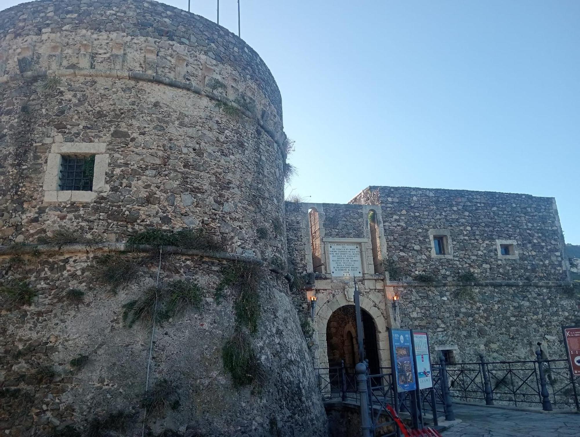 Casa Norvegese Daire Pizzo  Dış mekan fotoğraf