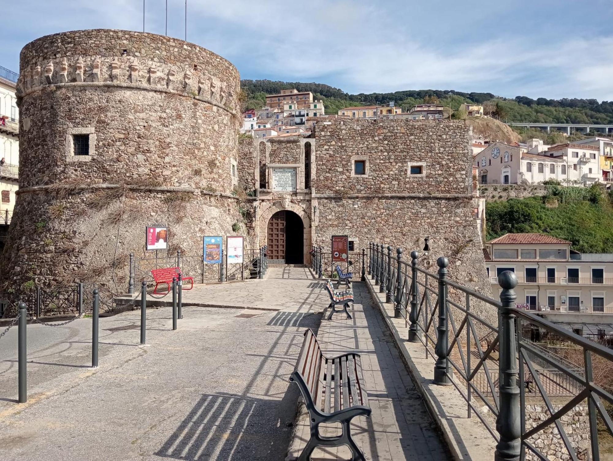 Casa Norvegese Daire Pizzo  Dış mekan fotoğraf